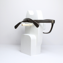 Load image into Gallery viewer, Samoyed eyeglass stand ornament home decor gift
